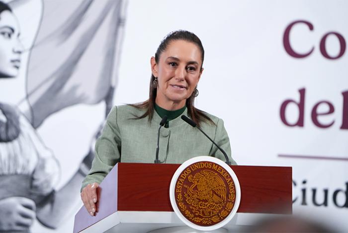 Sheinbaum llama al diálogo a agricultores en medio de amplios bloqueos por precio del maíz