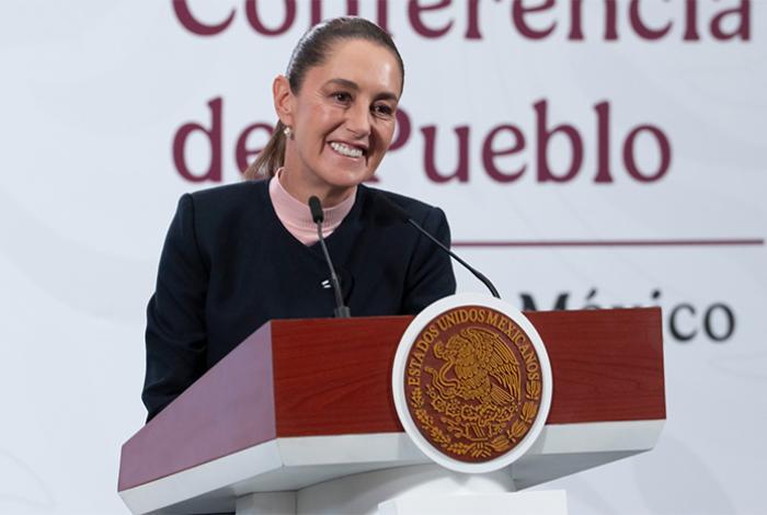 Sheinbaum pedirá a Macron la devolución de códices históricos en su visita a México