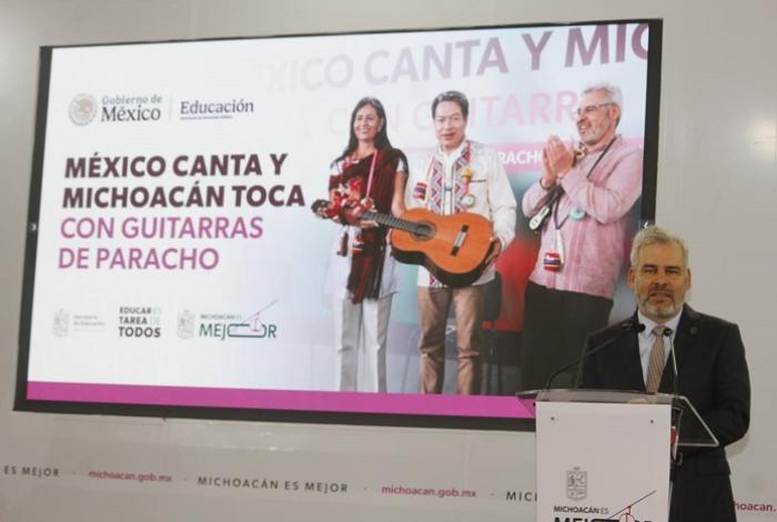 Sheinbaum pidió a Bedolla atender malas ventas de guitarras de Paracho; lauderos acusan a China