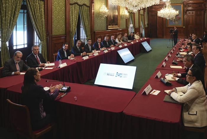 Sheinbaum y empresarios anuncian creación de un consejo para promoción de inversiones