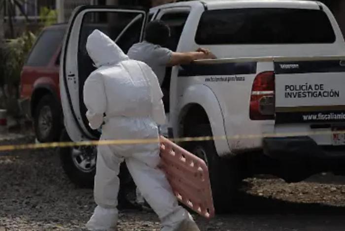 Sicarios le quitan la vid4 a Iván Julián en Apatzingán