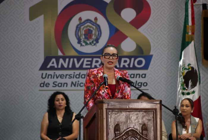 Sigamos construyendo en equipo y con equidad una Universidad Michoacana fuerte y profundamente humana: Yarabí Ávila