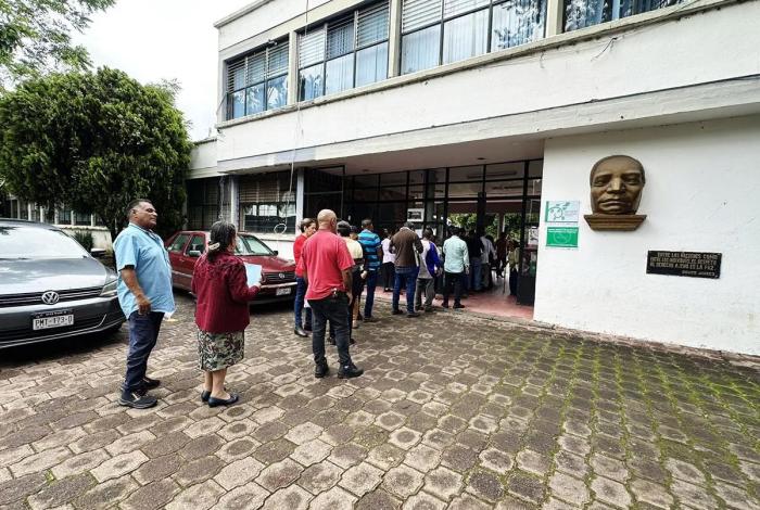 Sin incidentes avanza la votación para confirmar a Eduardo Tena al frente del SUEUM