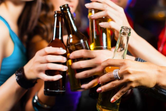 Sin incumplimiento, cierra restricción a venta de alcohol en Noche Moreliana