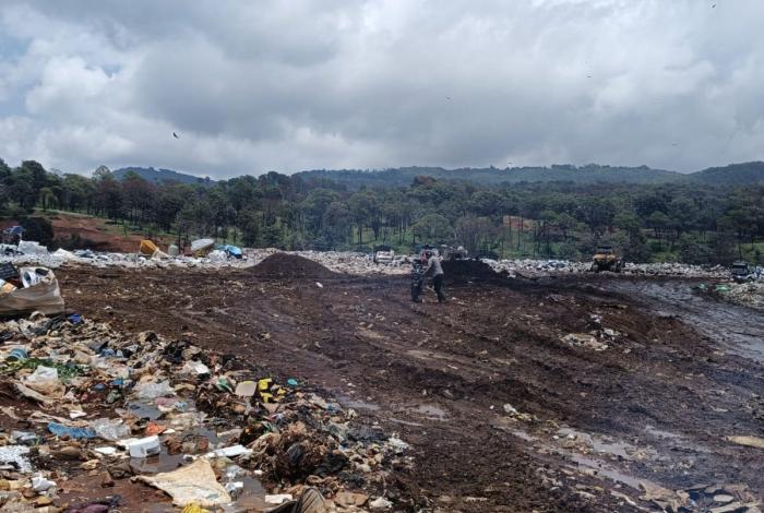 Sin separación de residuos, en desuso membrana del relleno sanitario de Uruapan