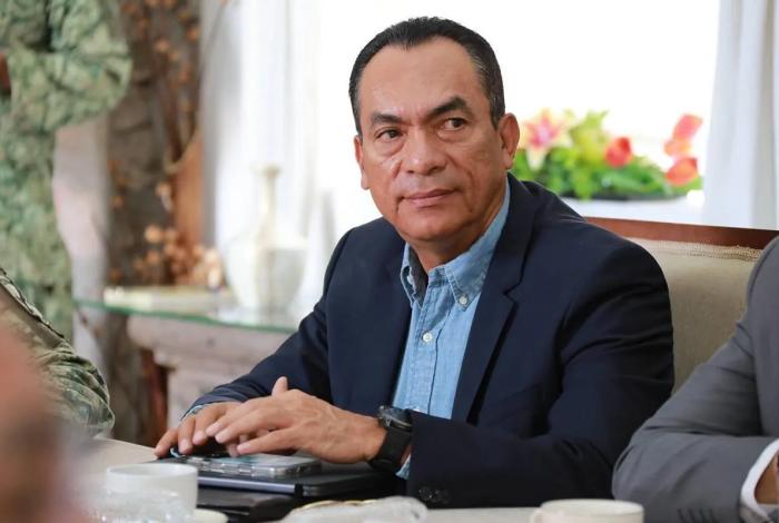 Sin validez jurídica nombramientos de notarios; no hay decreto para Adrián López Solís