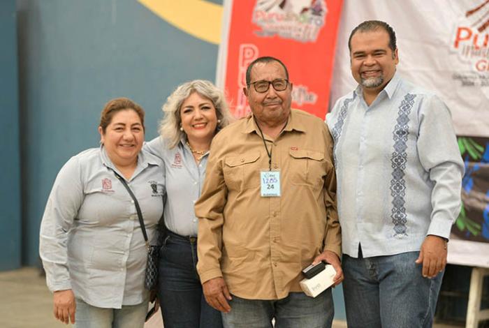 Somos un gobierno empático, que nos ponemos en el lugar de ustedes: Víctor Vázquez