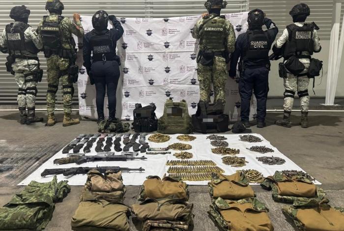 SSP asegura 3 camionetas robadas, 2 rifles y más de mil 600 municiones en Zinapécuaro