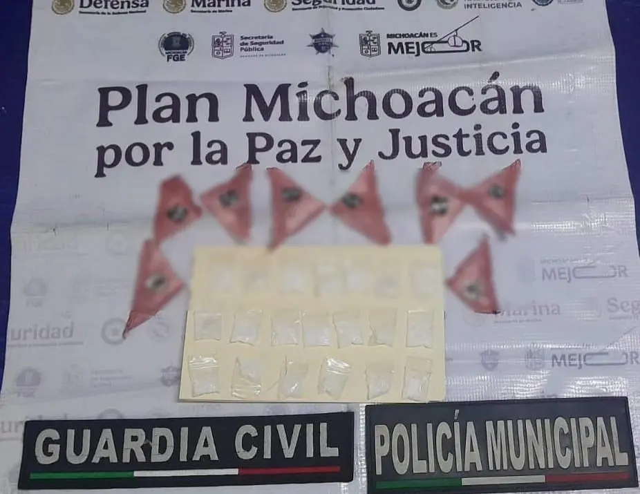 SSP asegura a 9 personas en posesión de 55 envoltorios con droga