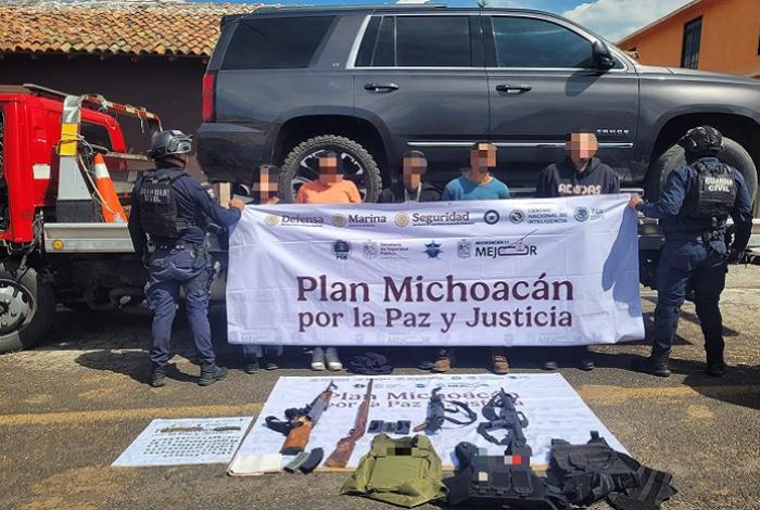 SSP detiene a 5 personas en posesión de armas de fuego, droga y vehículos
