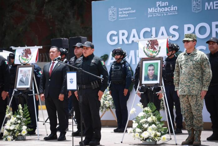 SSP rinde homenaje póstumo a 5 elementos de la Guardia Civil caídos en cumplimiento de su deber