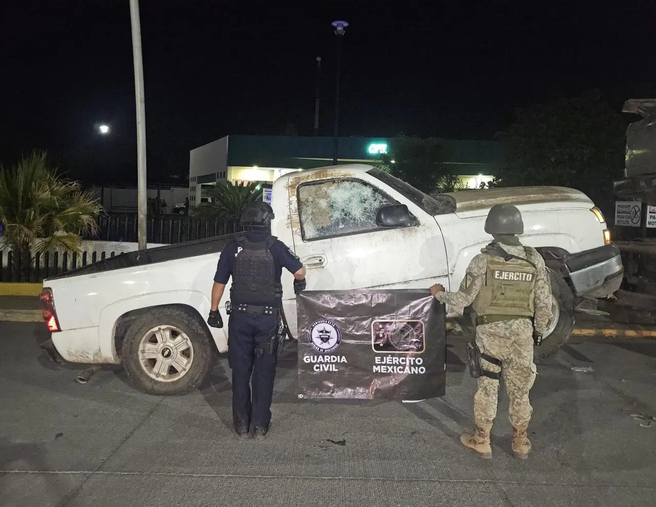 SSP y Defensa aseguran 6 vehículos en Apatzingán