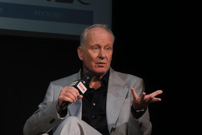 Stellan Skarsgård cierra el FICM con la presentación de Sentimental Value