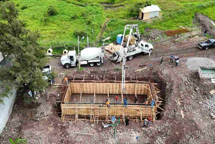 Supervisa Adolfo Torres avances del Acuaférico de Morelia en Lomas del Punhuato