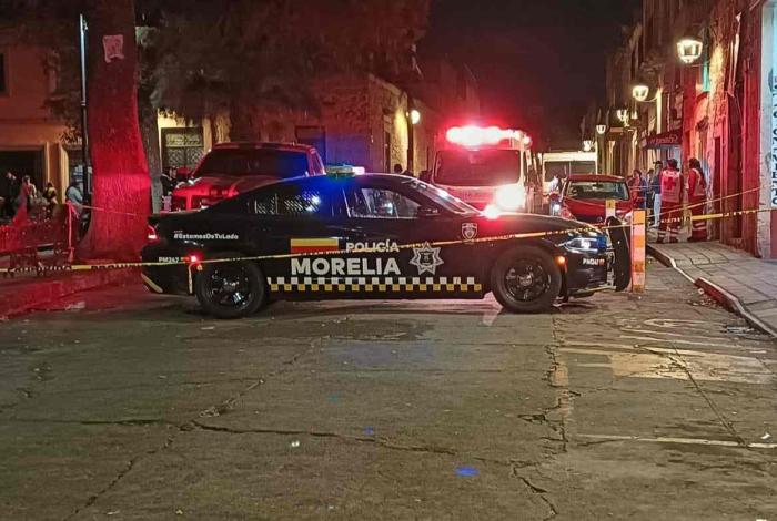 Taquero muere mientras atendía negocio a un costado de la Plazuela de Capuchinas, en Morelia