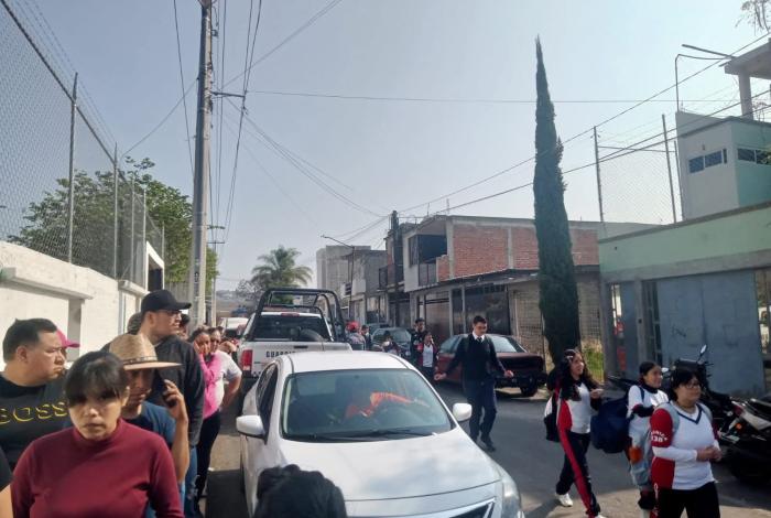 Tarímbaro/Alarma a padres hallazgo de mensajes y cartuchos percutidos en escuela