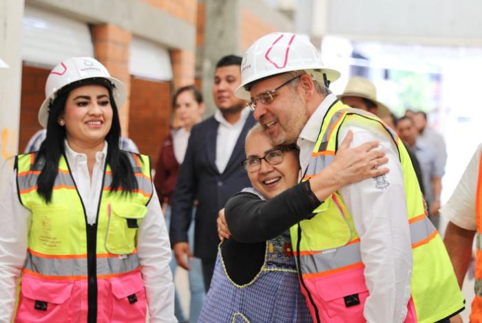 Teleférico conectará a miles con el nuevo Mercado Poniente de Uruapan: Bedolla