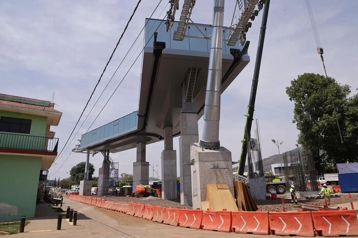 Teleférico de Uruapan con 75% de avance en su construcción