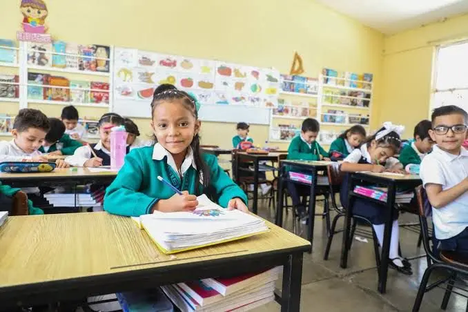 Tercer ciclo escolar completo en Michoacán, afirma Gabriela Molina