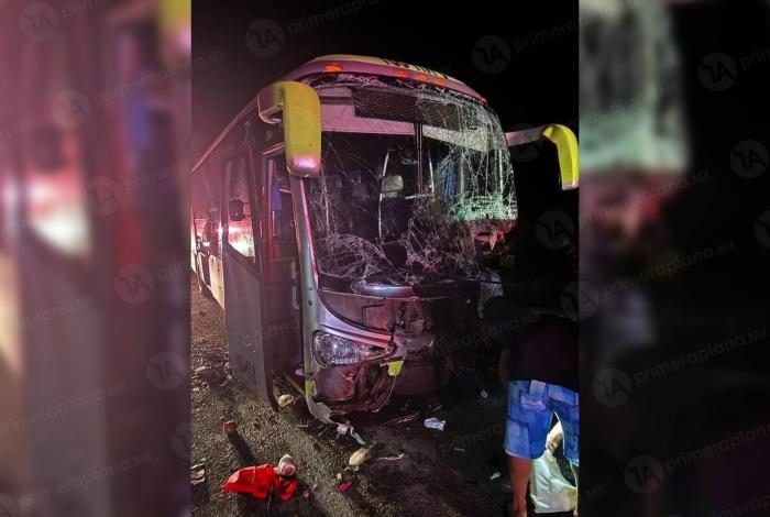 Terrible ch0que en Guerrero deja cinco mu3rt0s y 20 les1on4dos