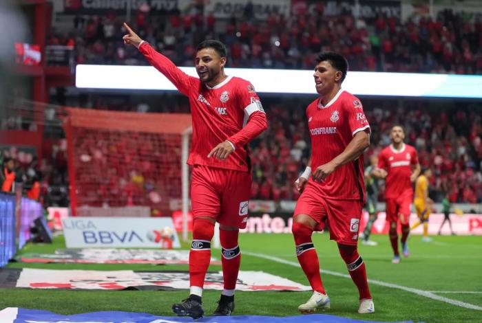 Toluca endemoniado golea a Tigres y avanza a la Final del Clausura 2025