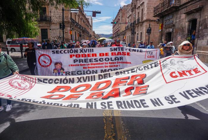 Toma CNTE el CAM; se replicará cierre en otras presidencias municipales