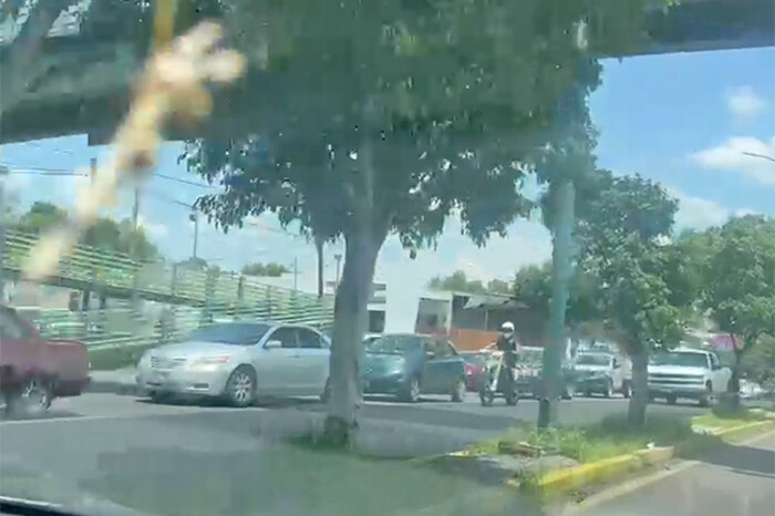 ¡Toma precauciones! Este fin de semana cierran carriles centrales de Casa Michoacán hacia Costco