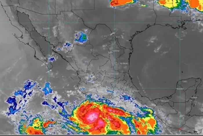 Tormenta tropical Bárbara se forma al sur de Guerrero