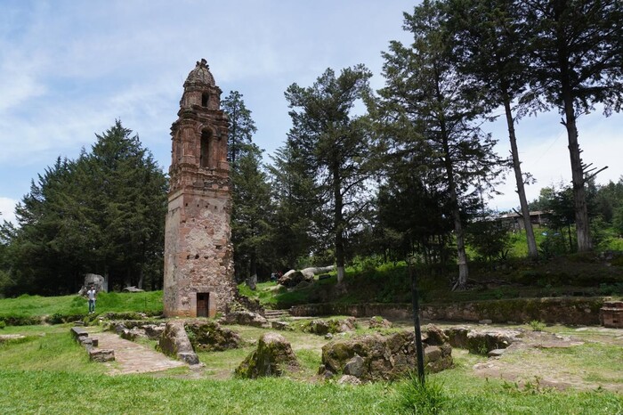 Torre del Carmen, muertes y devociones en Tlalpujahua