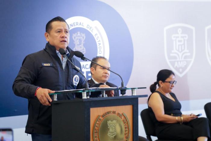 Torres Piña fortalece alianza FGE-UIF para seguir la ruta del dinero y golpear finanzas del crimen