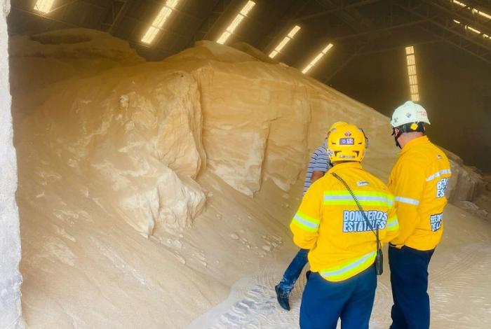 Trabajador queda atrapado en silo en Lagunillas