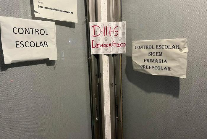 Trabajadores de la D-III-6 toman oficinas de la SEE en protesta por violaciones laborales