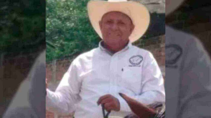 Tragedia en Parácuaro: Muere abuelito al ser aplastado por su caballo durante el desfile de la Revolución Mexicana