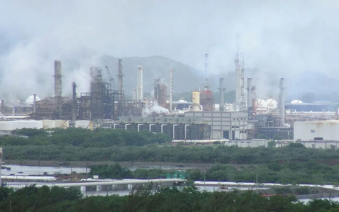 Trágico incendio en refinería de Pemex en Oaxaca deja 2  muertos