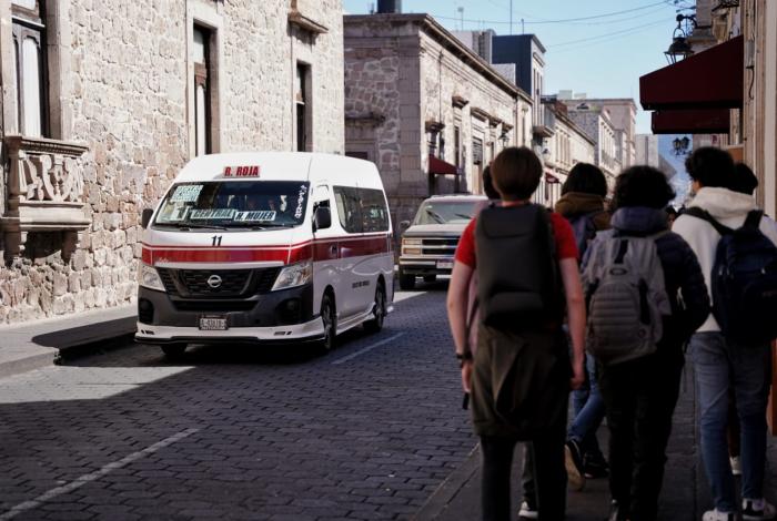 Transporte público, con horario extendido en Noche Mexicana 
