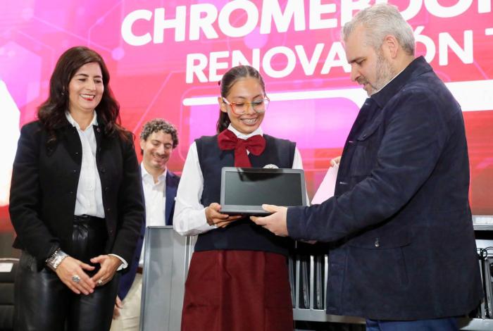 Tras 25 años de corrupción, Michoacán recupera el rumbo educativo: Bedolla