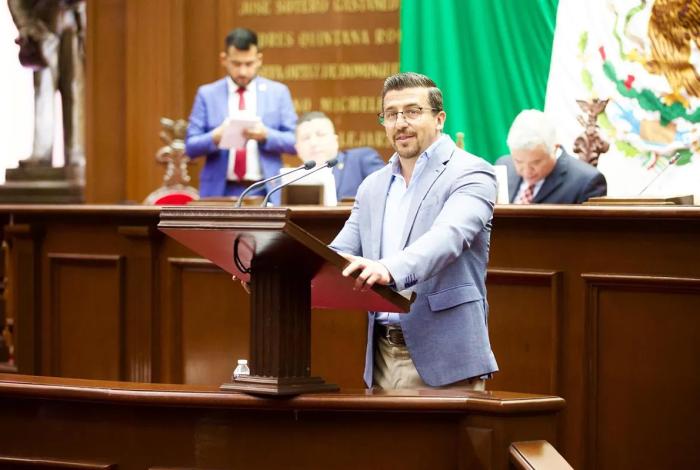 Tras aprobación que prohibe apología del delito, Toño Mendoza remarca que esto permitirá avanzar en recuperar tejido social