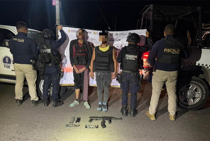 Tras enfrentamiento, Guardia Civil detiene a 2 hombres armados en Cuitzeo