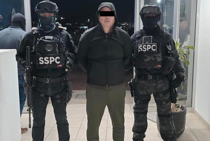 Tras maratónica audiencia, vinculan a proceso a “El Licenciado” y 7 municipales por homicidio de Carlos Manzo