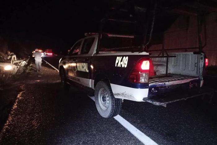 Tres accidentes en la Autopista Siglo XXI dejan 2 muertos y varios heridos