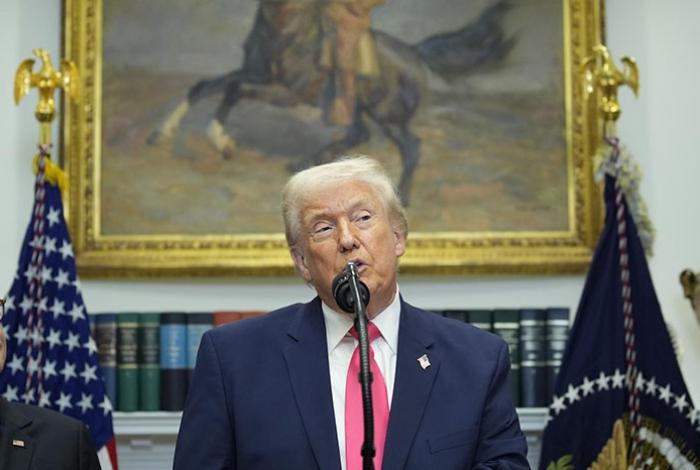 Trump advierte que cualquier país que trafique droga a EUA “está sujeto a ataques”