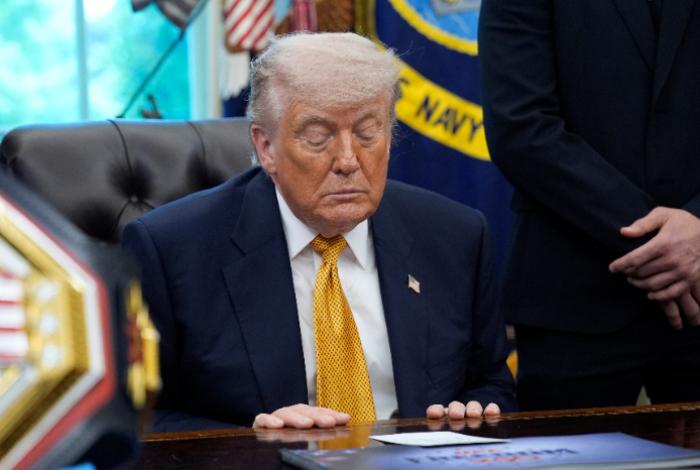 Trump anuncia posible acuerdo de paz con Irán y fin del bloqueo