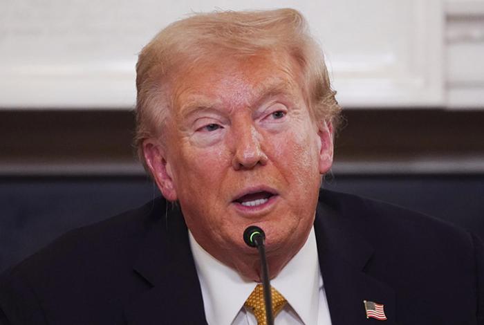 Trump reduce aranceles al café, plátano, carne de res y otros productos agrícolas