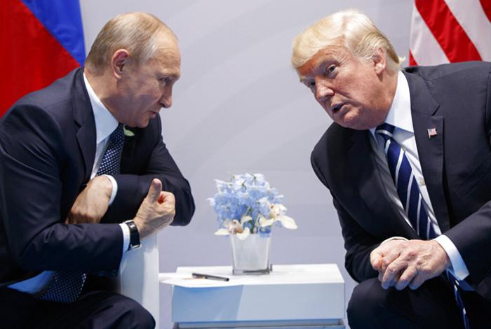 Trump y Putin tienen un acuerdo sobre Ucrania y quieren imponerlo a Zelenski, dice Borrell