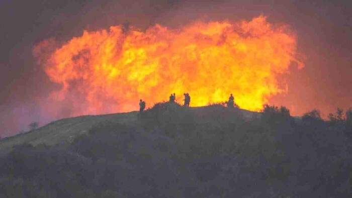 Ucrania ofrece ayuda a Estados Unidos ante los devastadores incendios en Los Ángeles