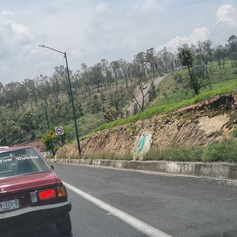 #UltimaHora | Reportan presunta balacera contra policías en zona de Altozano en Morelia