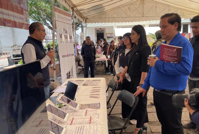 UMSNH acerca su oferta educativa y la ciencia a los municipios michoacanos