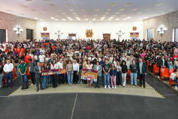 UMSNH, lista para colaborar con la Federación: Yarabí