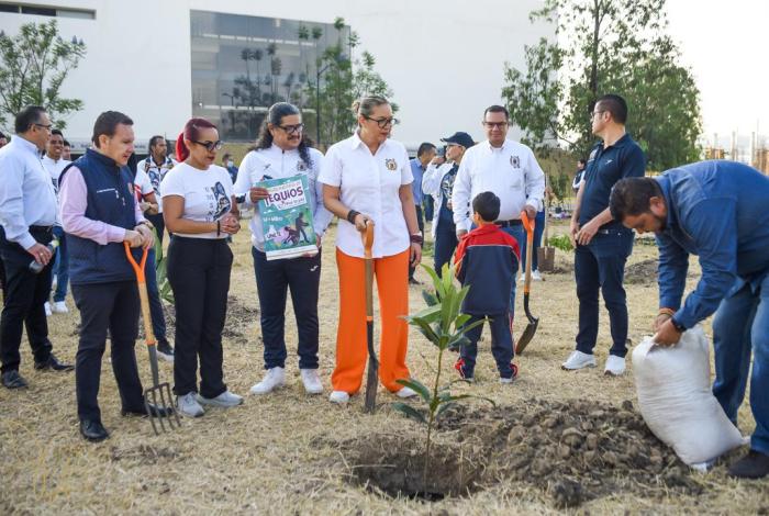 UMSNH se suma a la Jornada Nacional “Tequios, por la paz y contra las adicciones”; Yarabí Ávila encabeza actividades