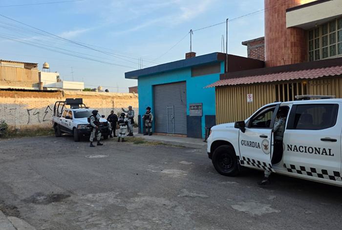 Un hombre fallece en ataque armado en Zamora; su hijo de 16 años está herido